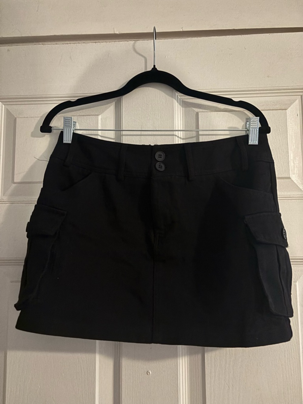 NEW WITH TAGS! Edikted Black Cargo Mini Skirt - Women Shorts
